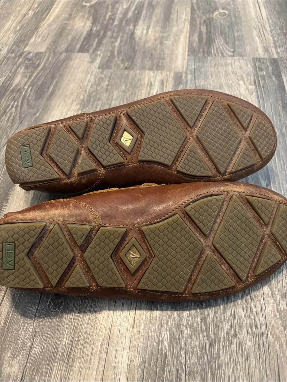 Sperry Men's Chestnut Brown Leather Gold Cup™ Harpswell 2-Eye Driver